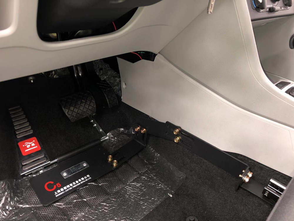 Hand Controls For Cars commandes de main pour les voitures