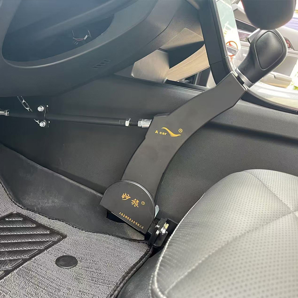 Brake And Acceleration Delay Control Handles freins et des retards de