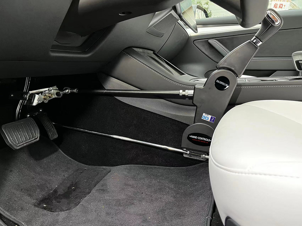 commandes de main pour les voitures