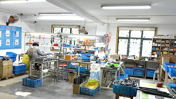 Organisation des pièces et zone de stockage de l\'atelier